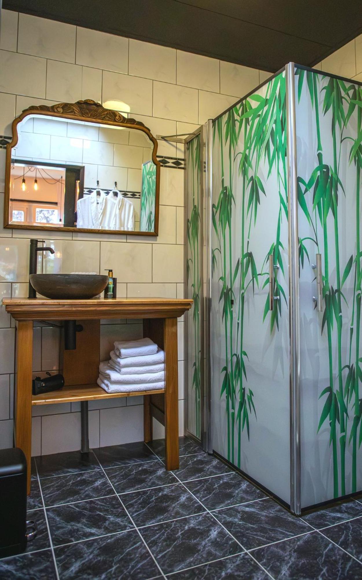 B&B Joli Met Prive Wellness Wemeldinge Bagian luar foto